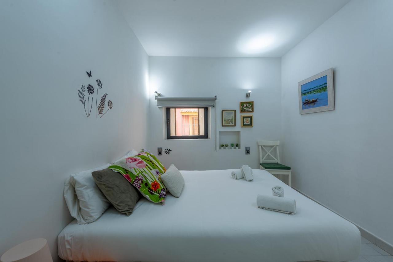 Apartamento En Monumento Historico Nacional Corral Del Conde-Duque De Olivares Sevilla Exterior foto